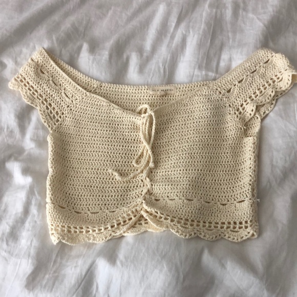 Crochet cropped top off the shoulder - Picture 1 of 1